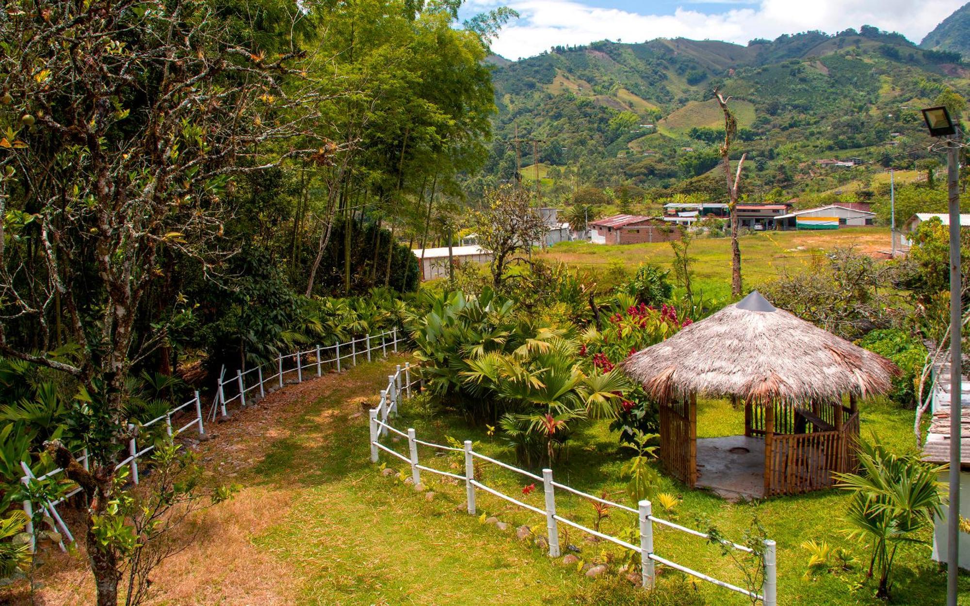 Hotel Secretos Del Eden Ruiosucio Esterno foto